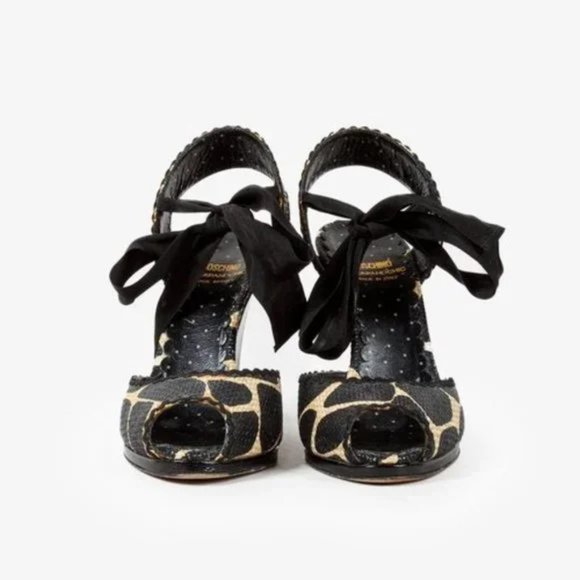 Moschino Cheap and Chic Spotted Raffia Wedges with Bow - Picture 2 of 10